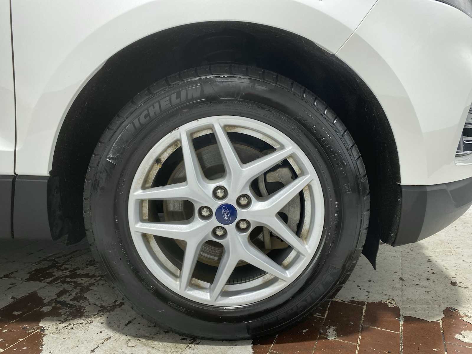 Thumbnail: 2022 Ford Edge - 8