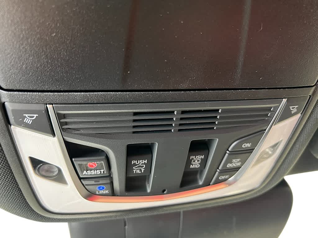 Thumbnail: 2026 Acura RDX - 27