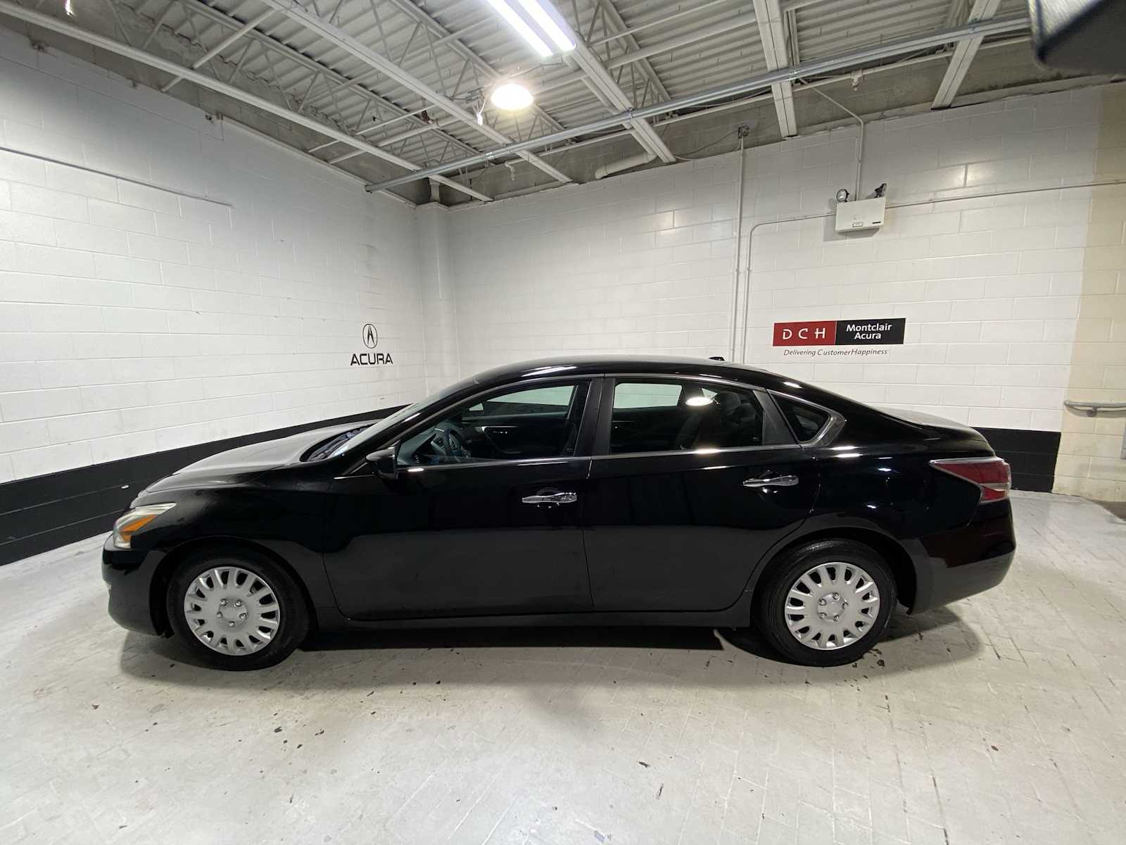 Thumbnail: 2014 Nissan Altima - 3