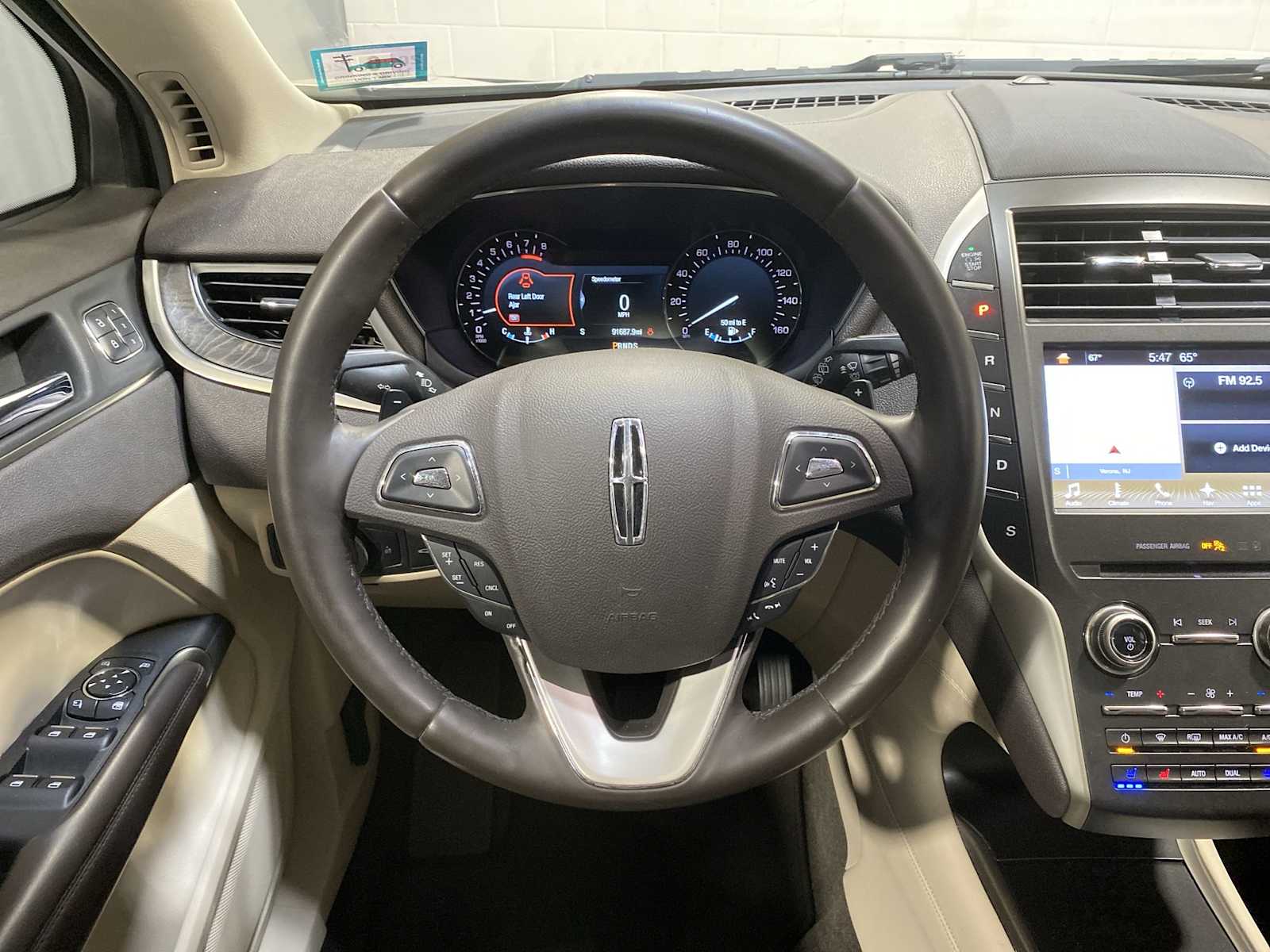 Thumbnail: 2017 Lincoln MKC - 15
