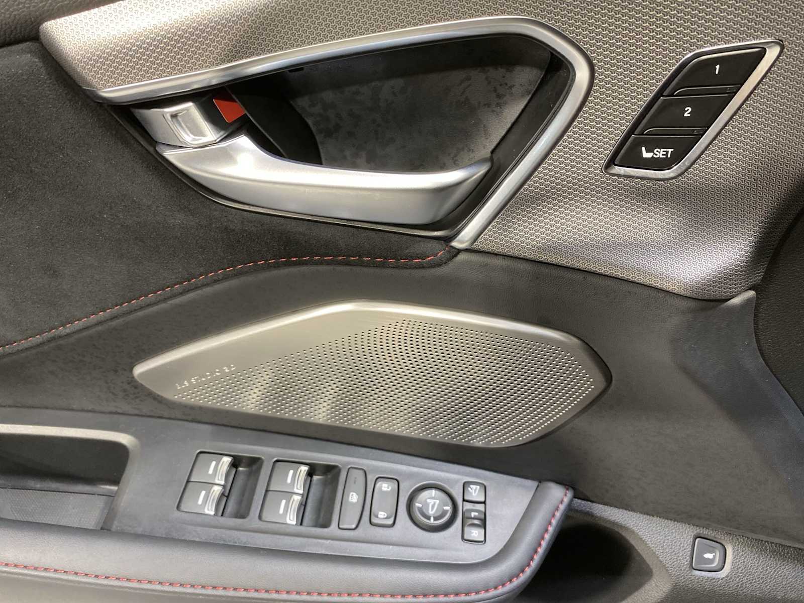 Thumbnail: 2025 Acura RDX - 23