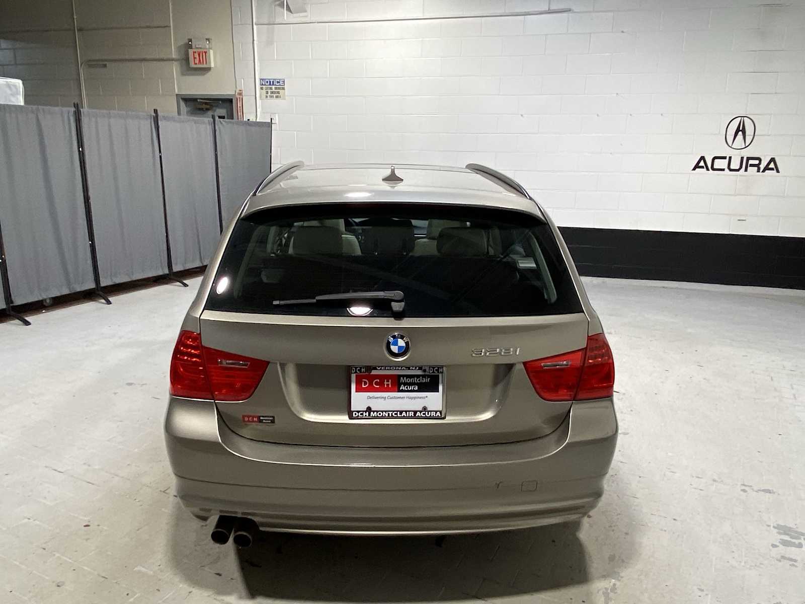 Thumbnail: 2012 BMW 3 Series - 5