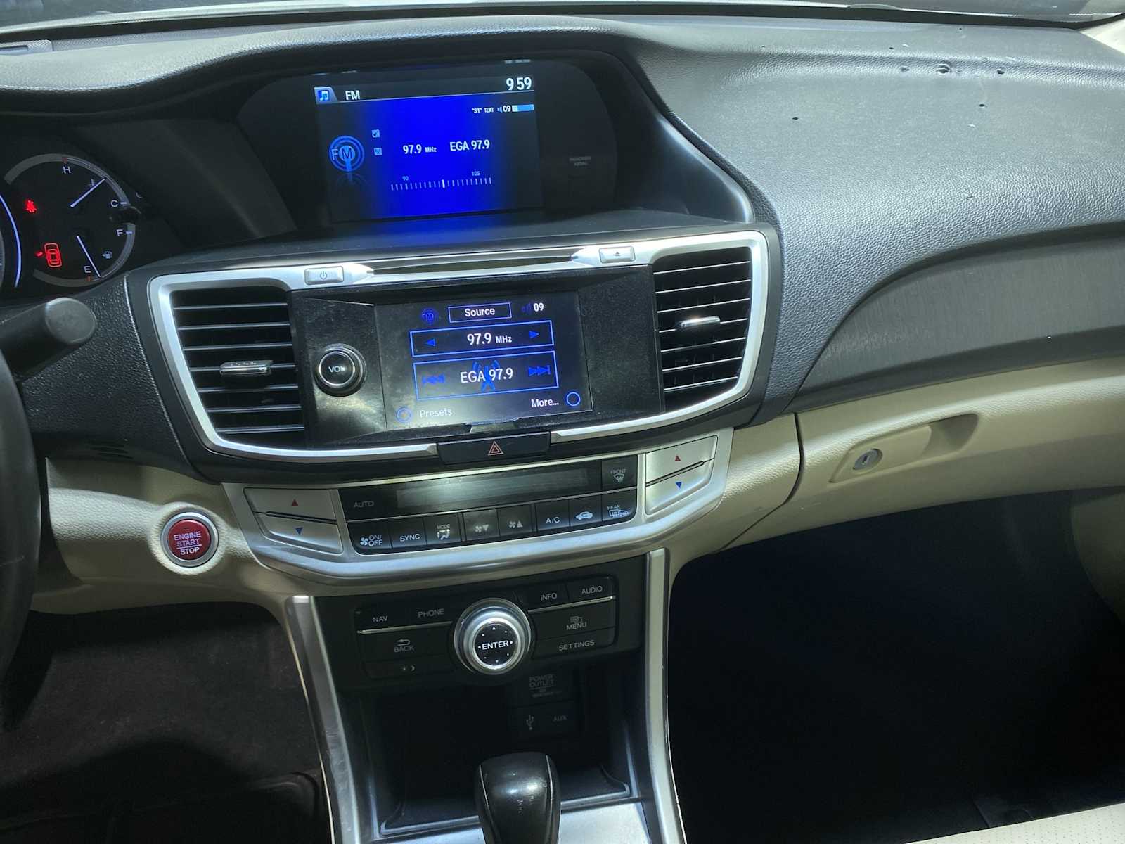 Thumbnail: 2014 Honda Accord - 16