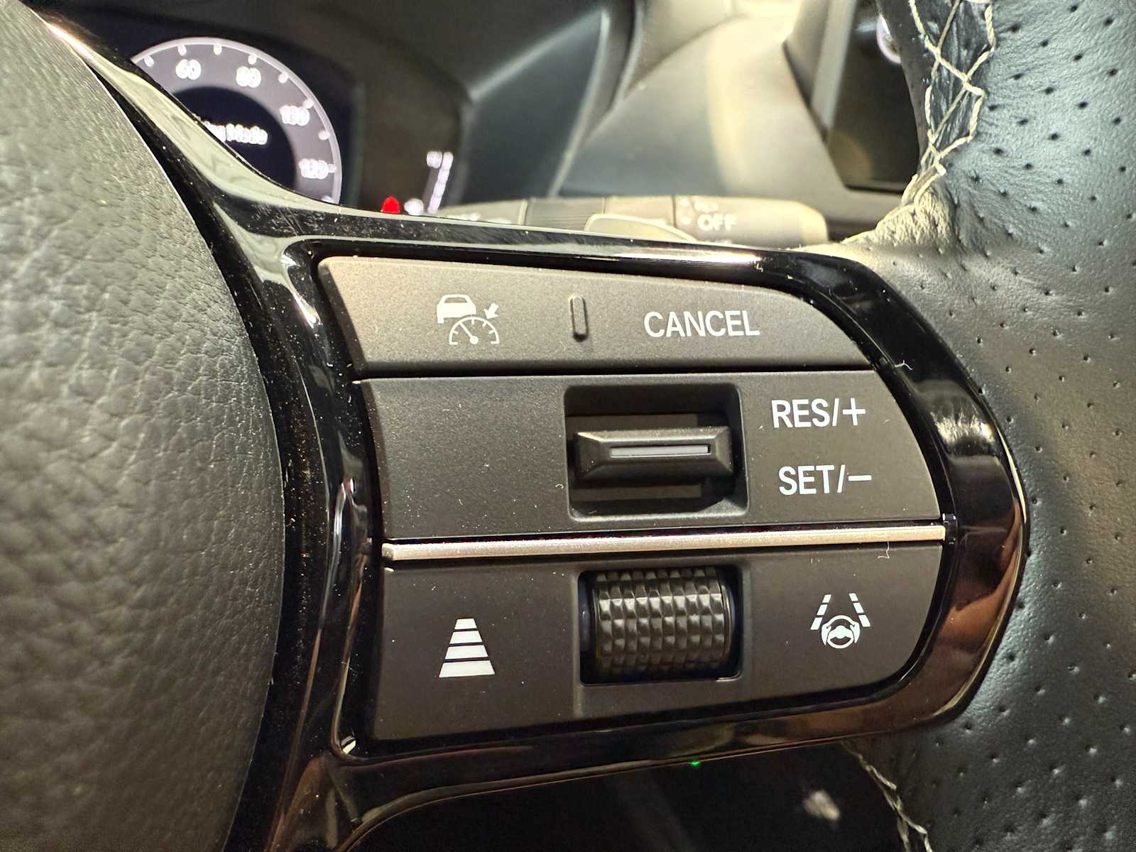 Thumbnail: 2026 Acura ADX - 18