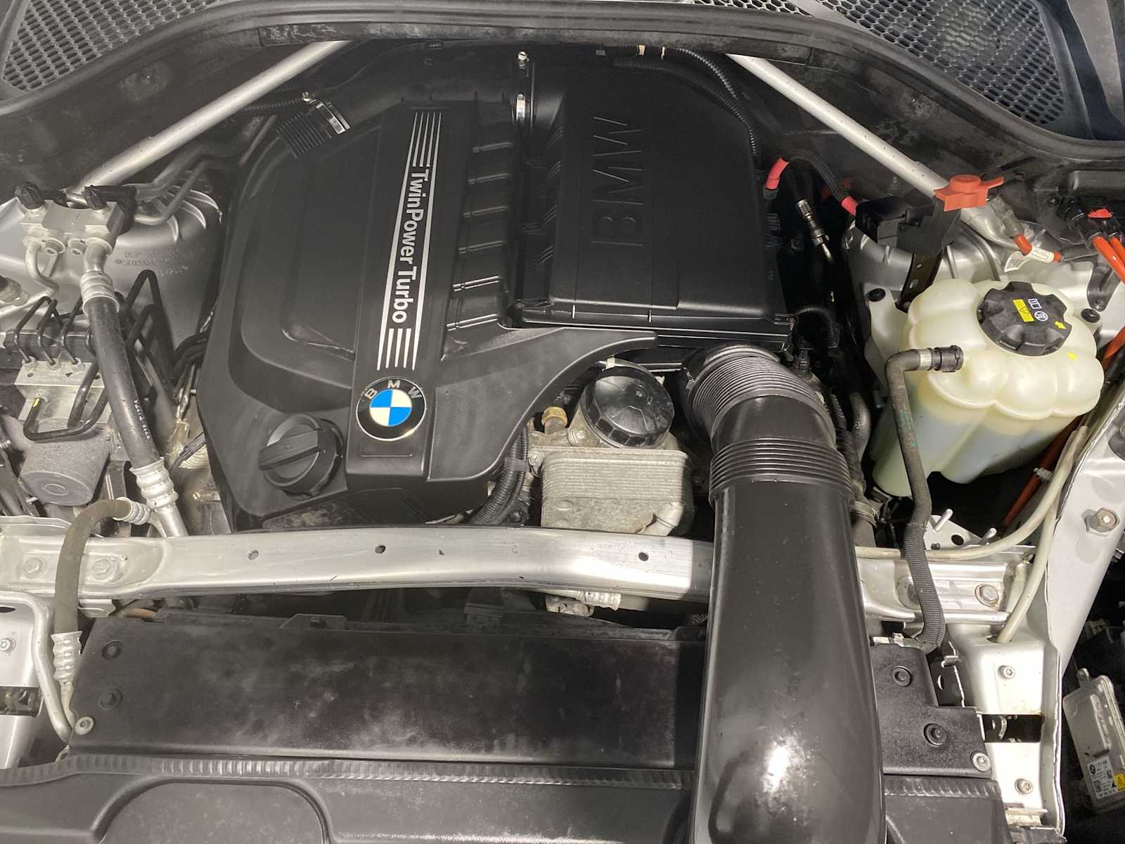 Thumbnail: 2016 BMW X5 - 9