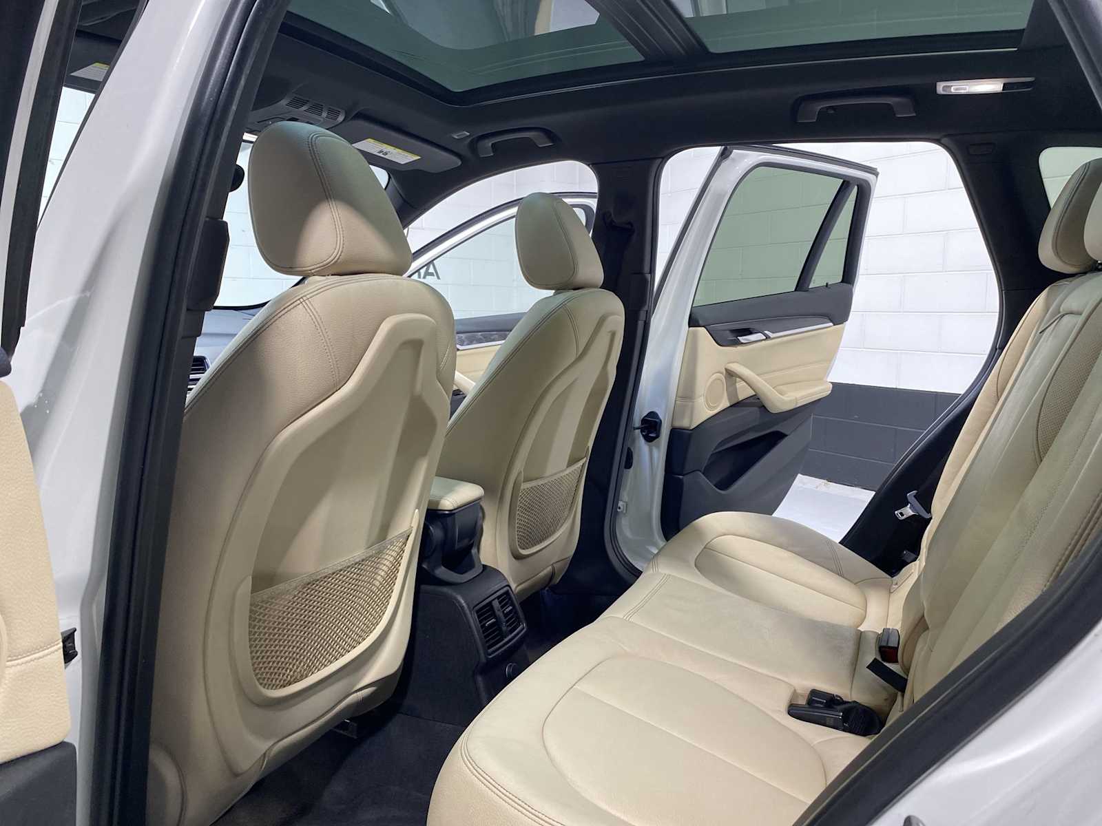 2017 BMW X1 xDrive28i 12
