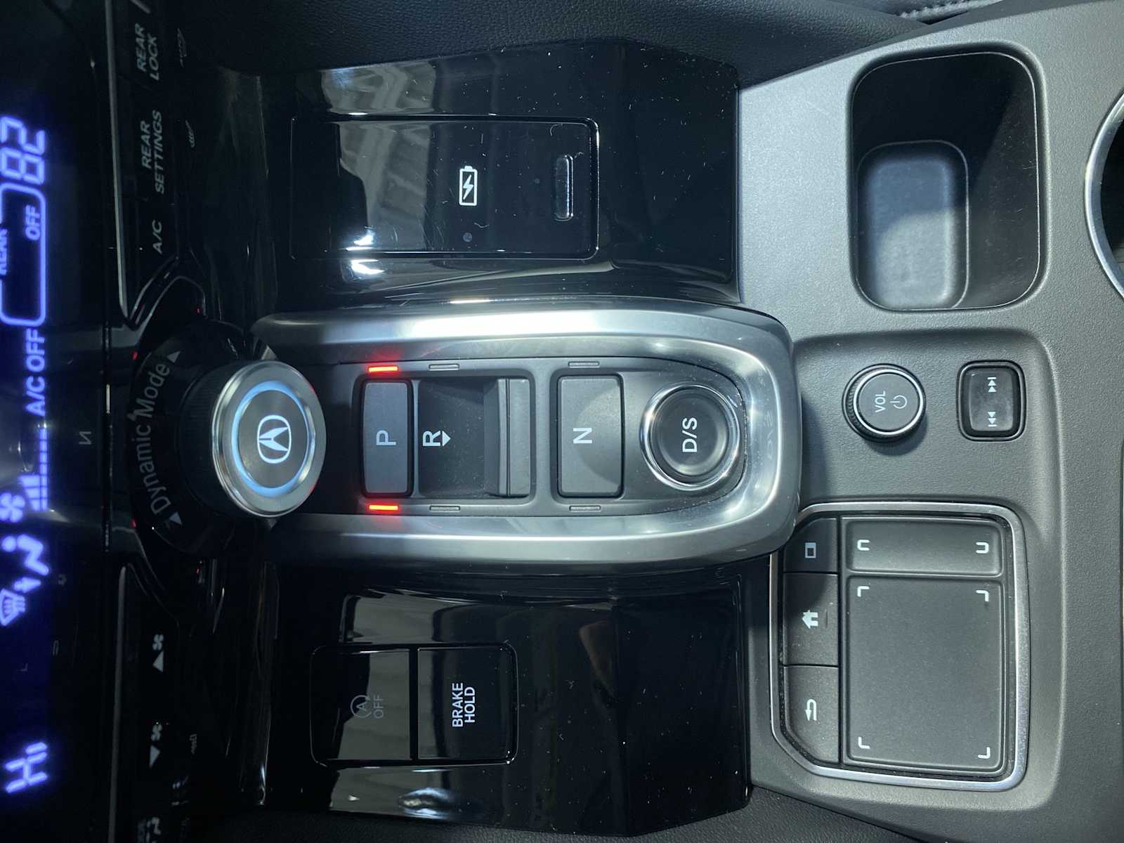 Thumbnail: 2023 Acura MDX - 17