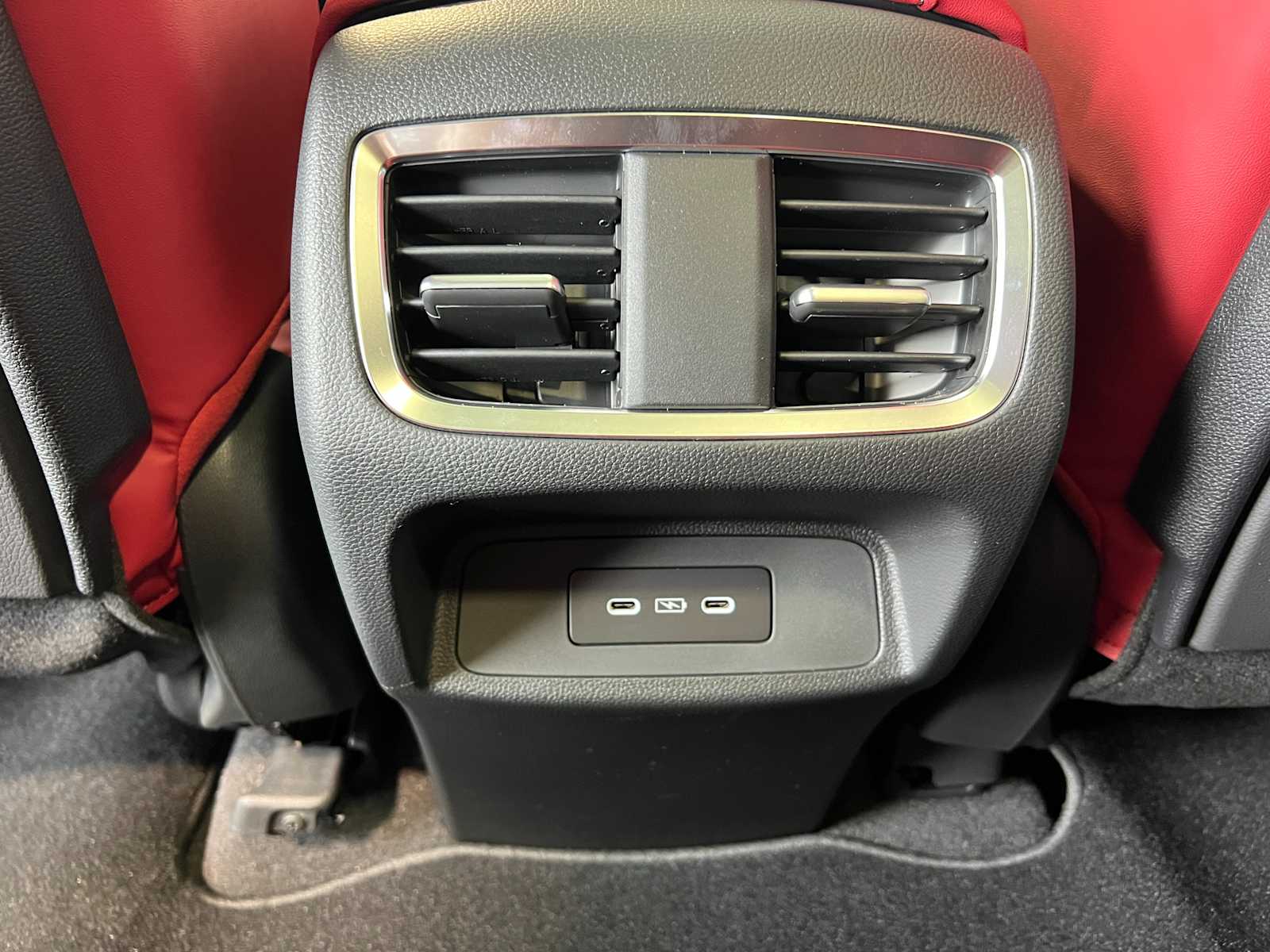 Thumbnail: 2026 Acura RDX - 31