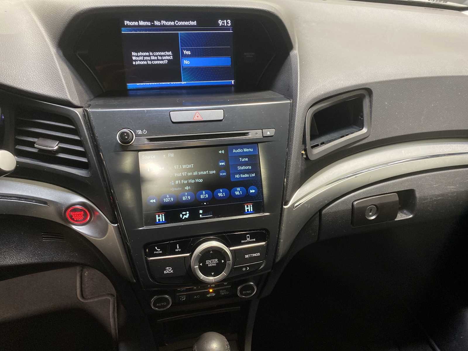 Thumbnail: 2020 Acura ILX - 16