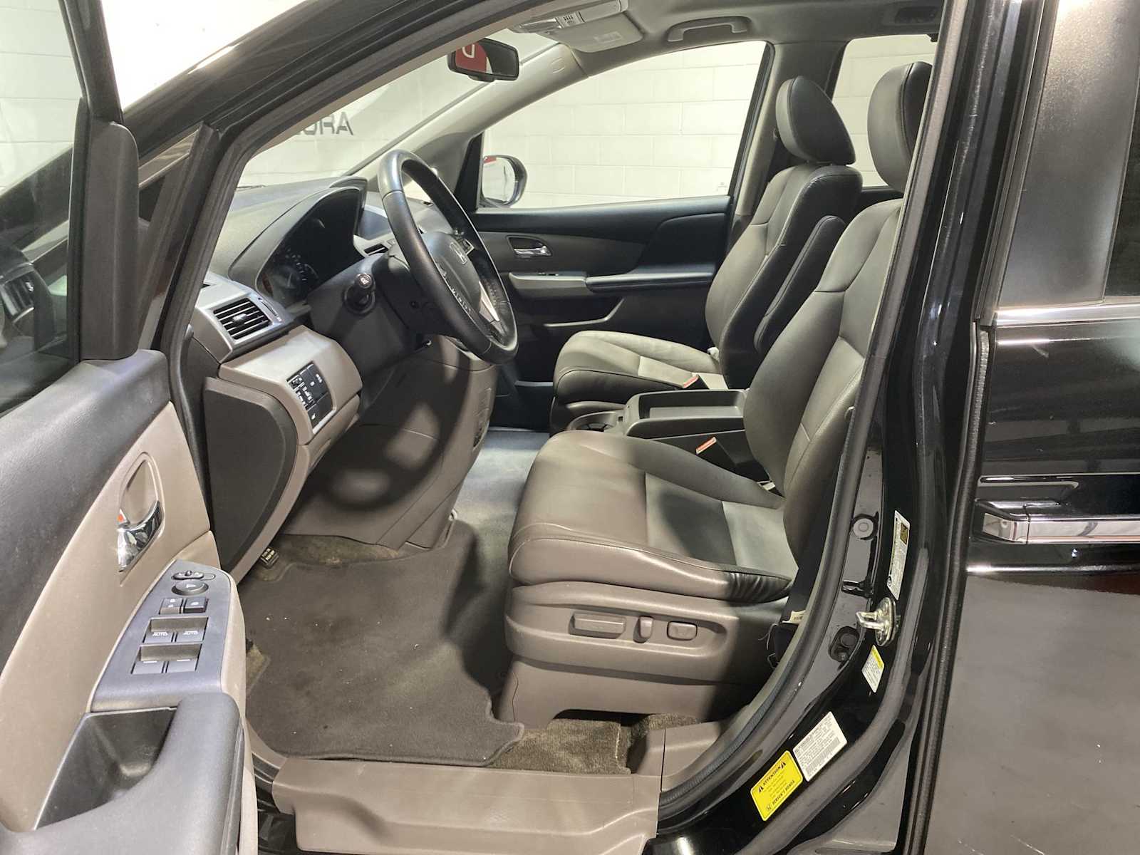 Thumbnail: 2014 Honda Odyssey - 2