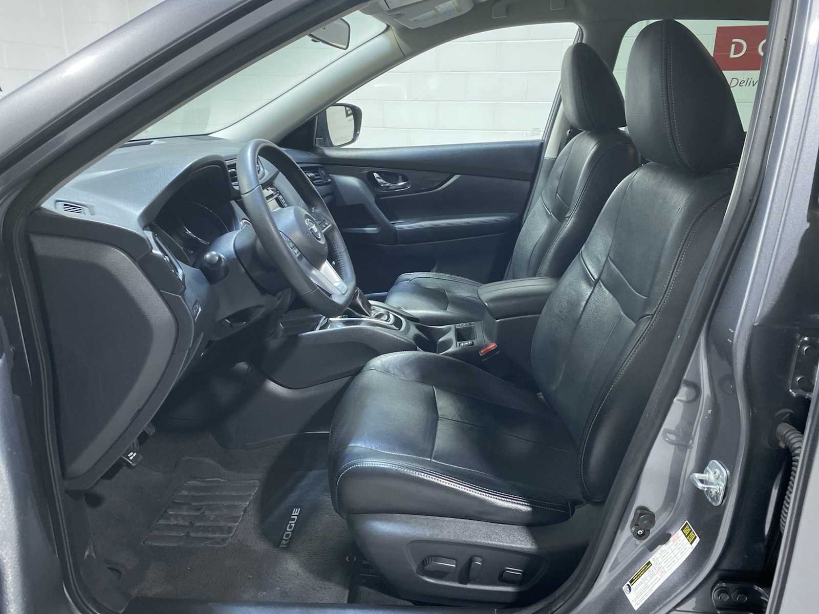 Thumbnail: 2019 Nissan Rogue - 2