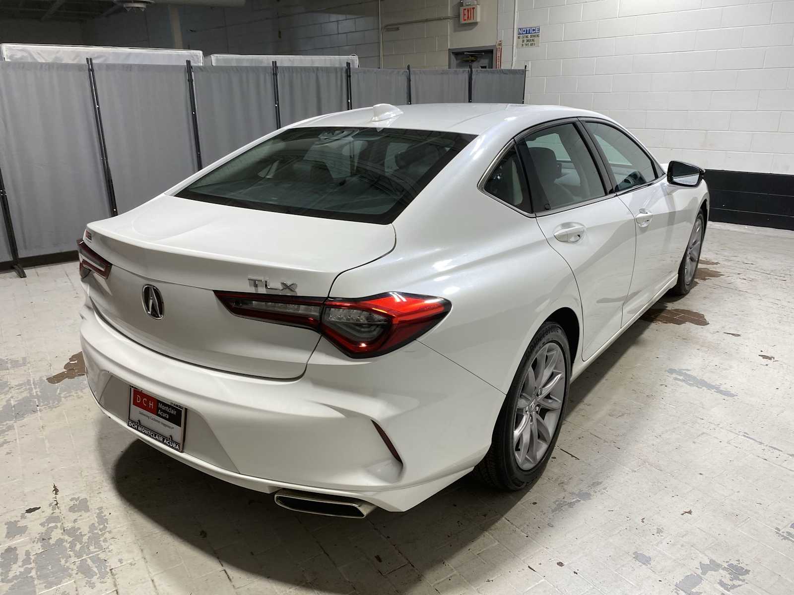 Thumbnail: 2023 Acura TLX - 26