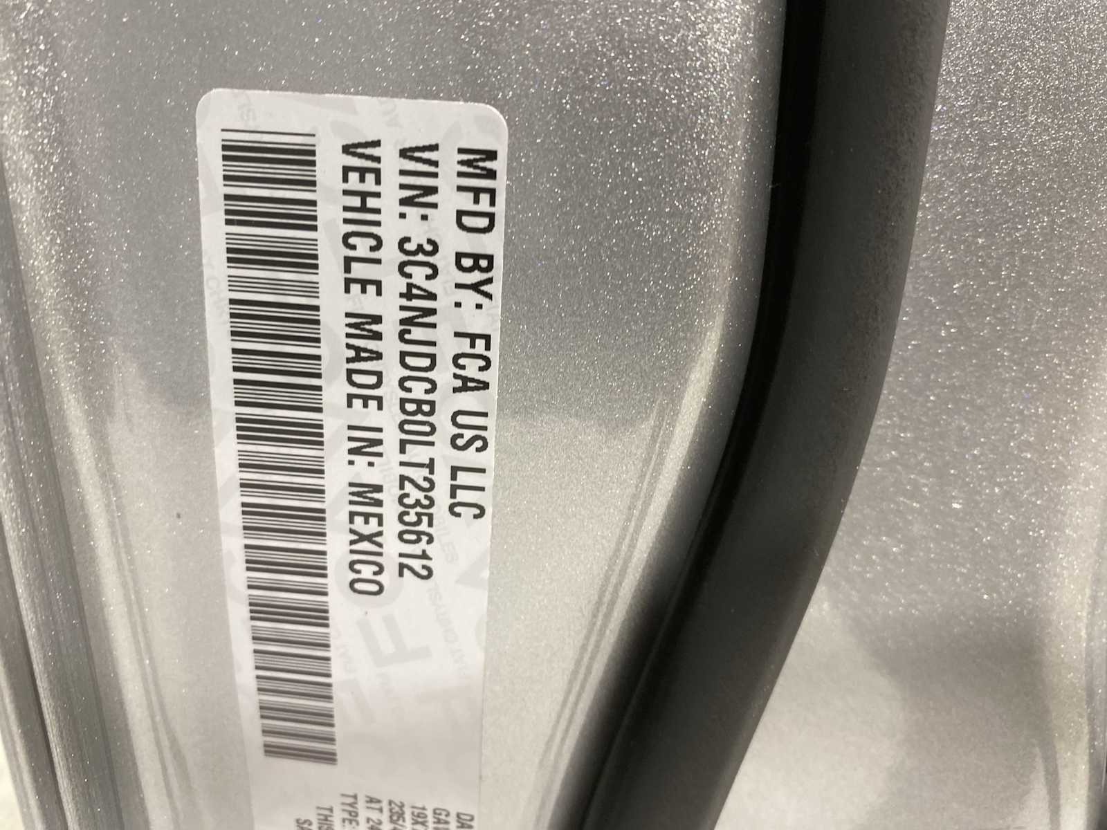 Thumbnail: 2020 Jeep Compass - 22