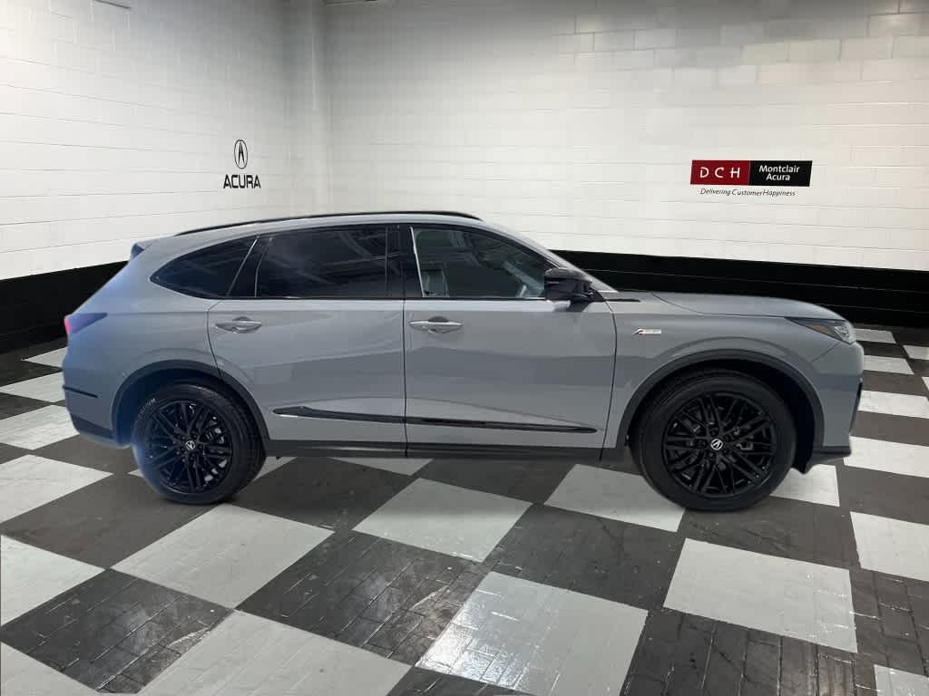 Thumbnail: 2026 Acura MDX - 6