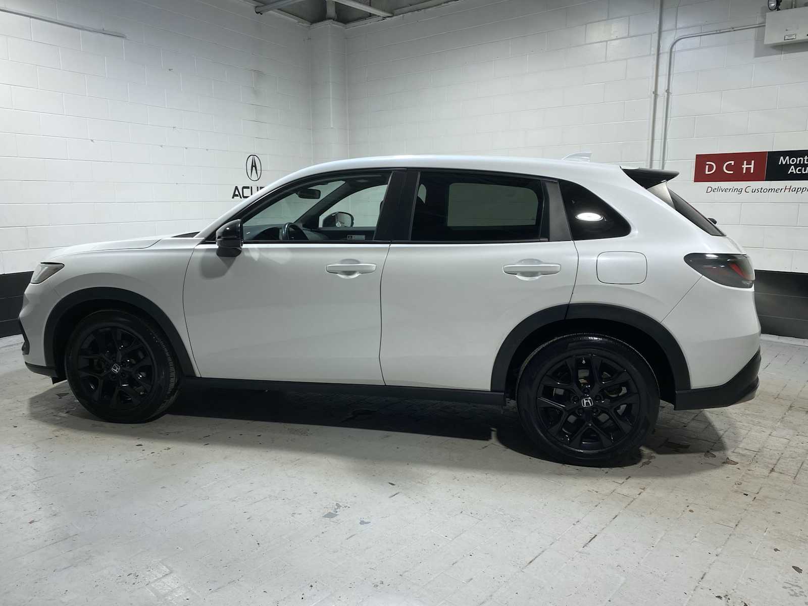 Thumbnail: 2023 Honda HR-V - 3