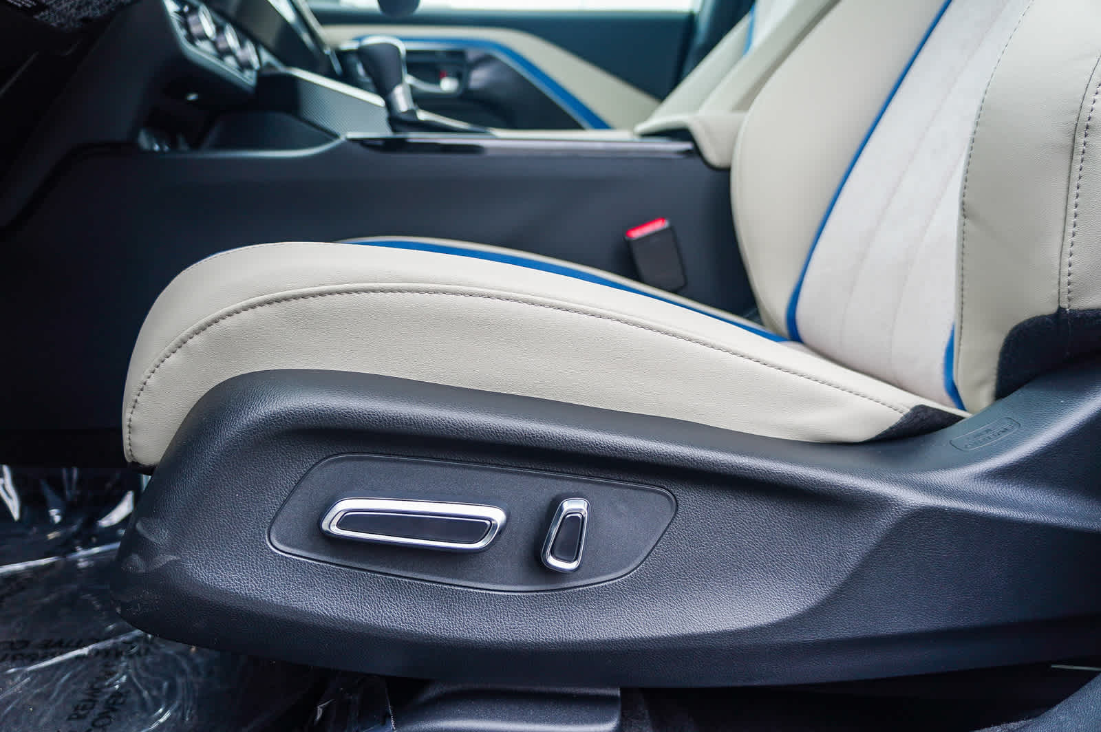 Thumbnail: 2026 Acura ADX - 17