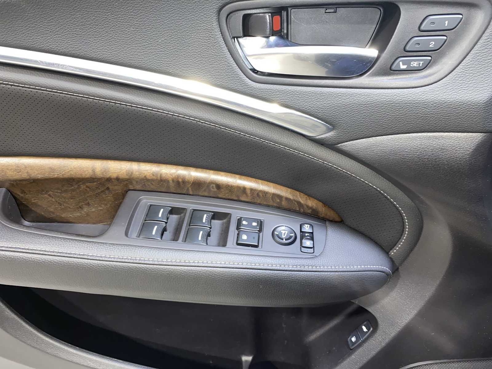 Thumbnail: 2020 Acura MDX - 23