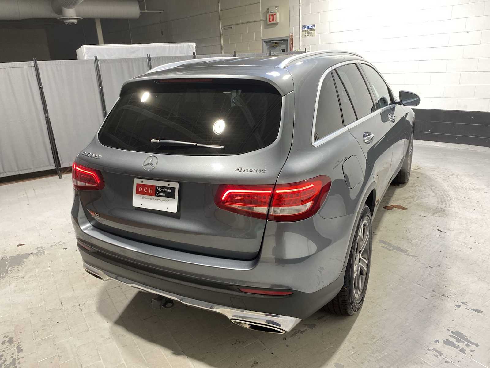 Thumbnail: 2017 Mercedes-Benz GLC - 26