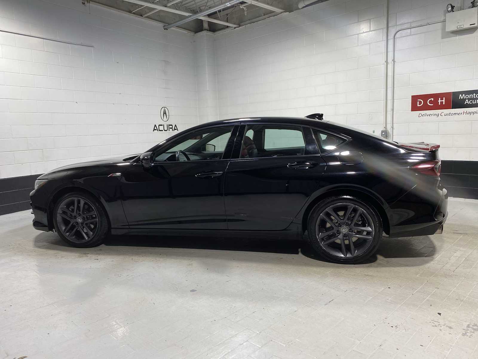 Thumbnail: 2024 Acura TLX - 3