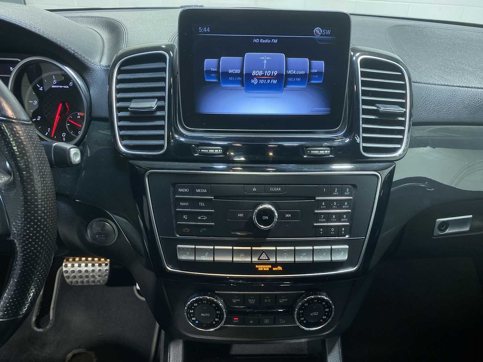 Thumbnail: 2019 Mercedes-Benz GLE - 16