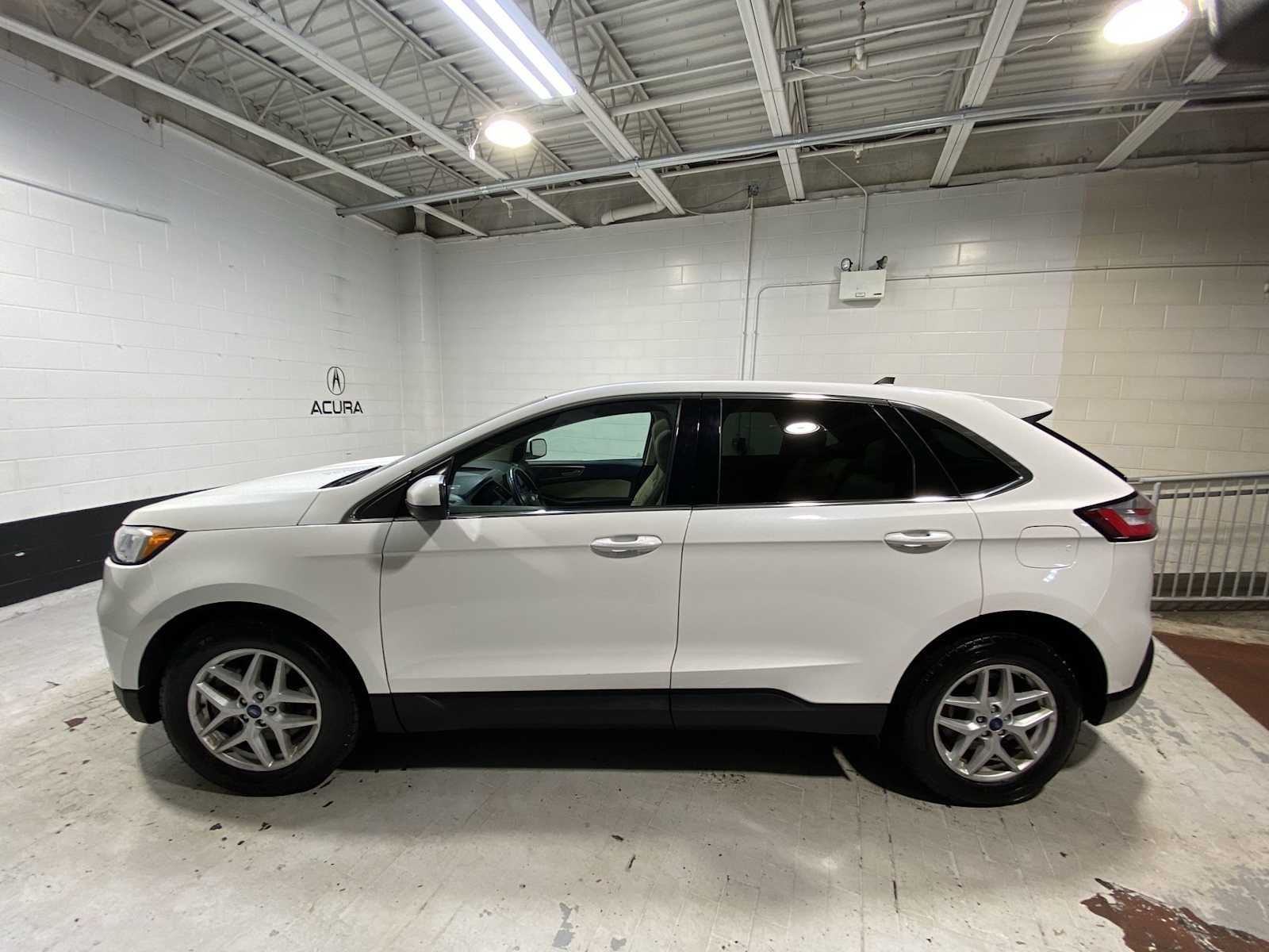 Thumbnail: 2022 Ford Edge - 3