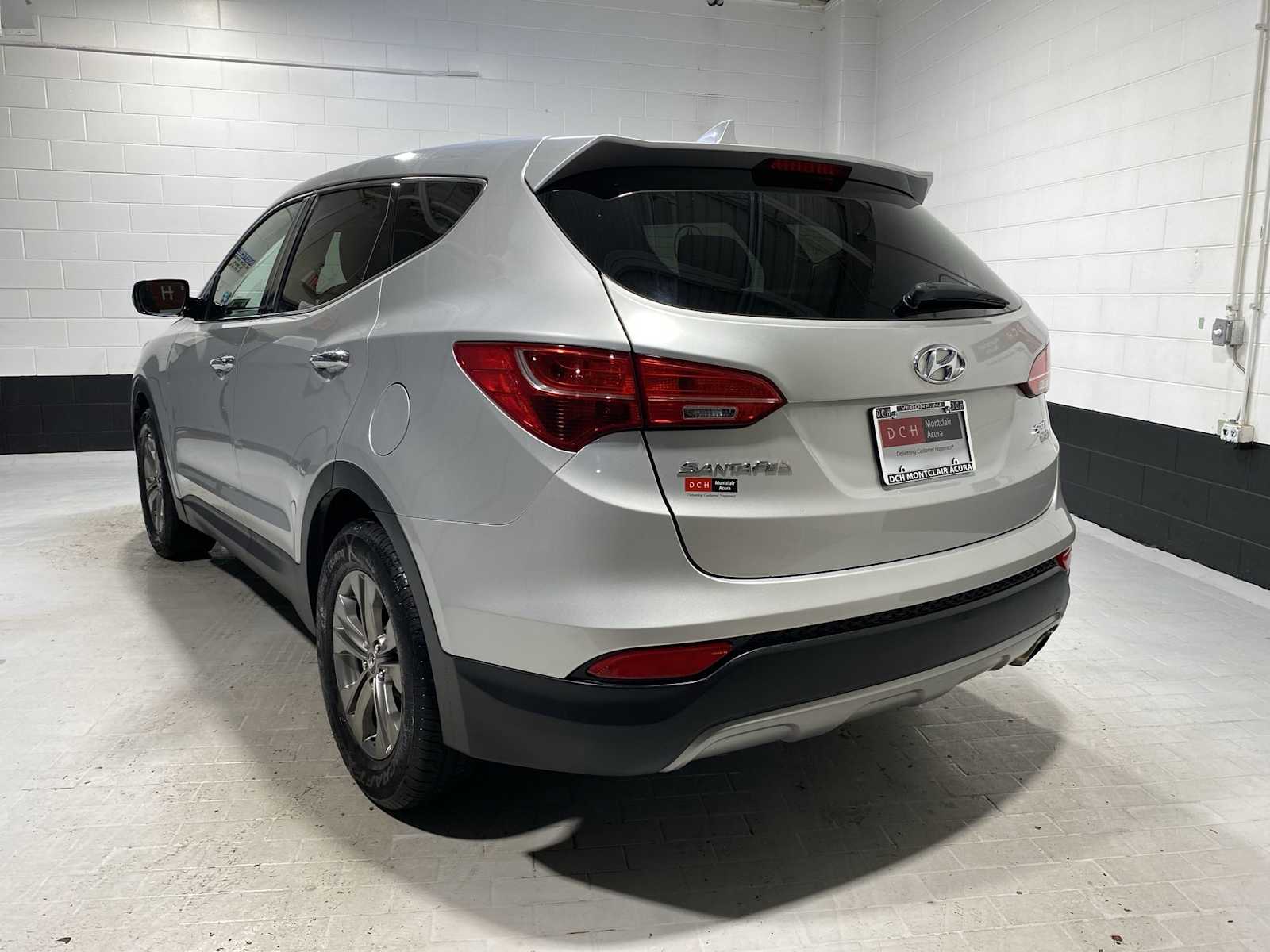 Thumbnail: 2014 Hyundai Santa Fe - 4
