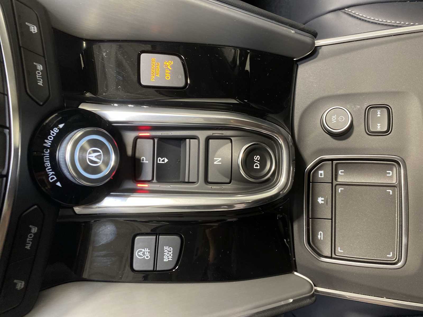 Thumbnail: 2025 Acura TLX - 17