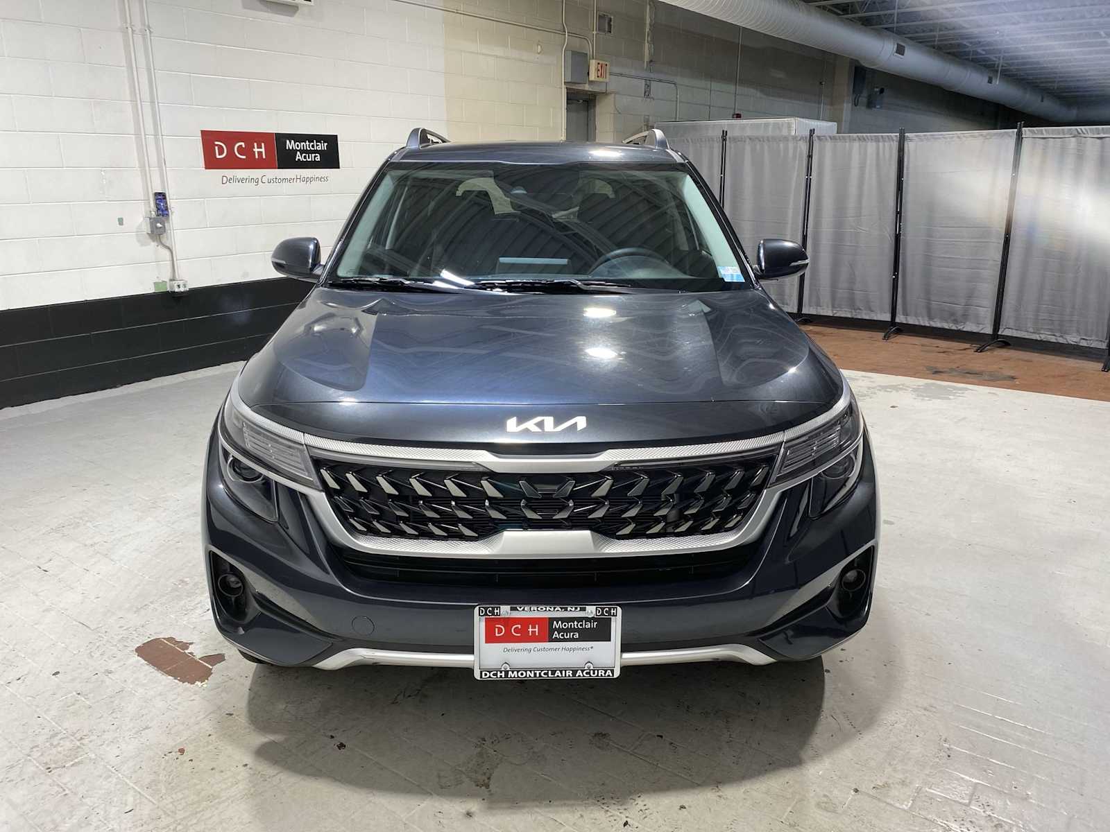 Thumbnail: 2022 Kia Seltos - 6