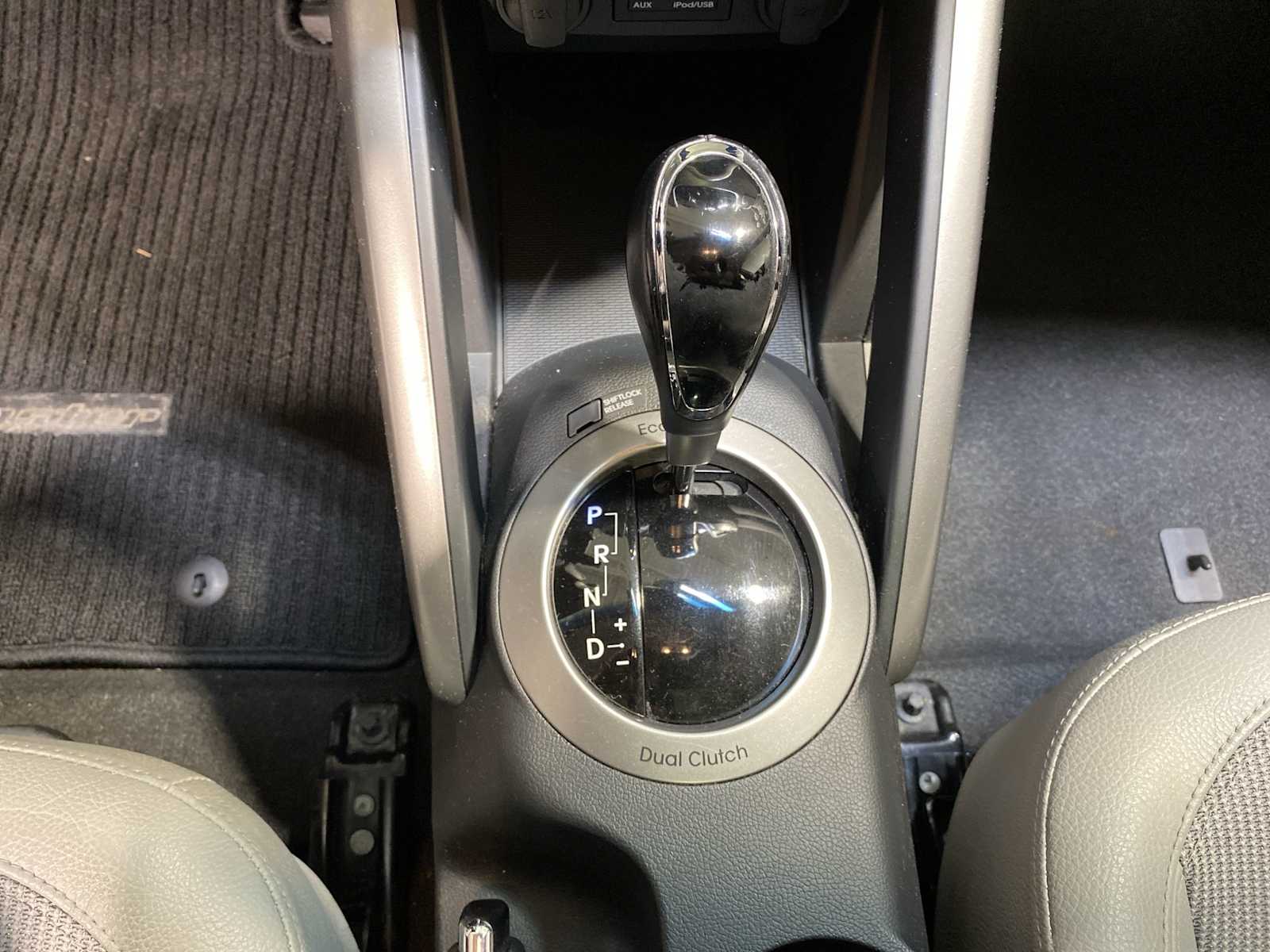 2012 Hyundai Veloster N 16