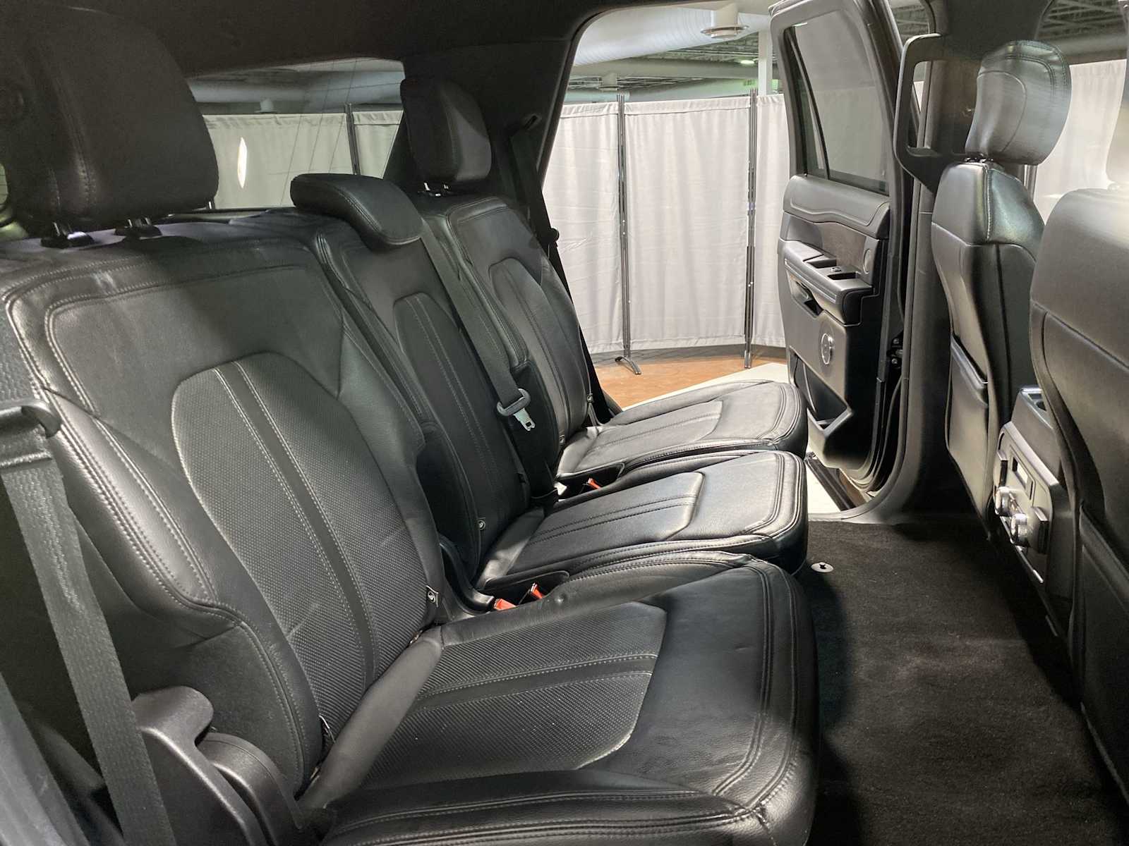 Thumbnail: 2019 Ford Expedition - 12