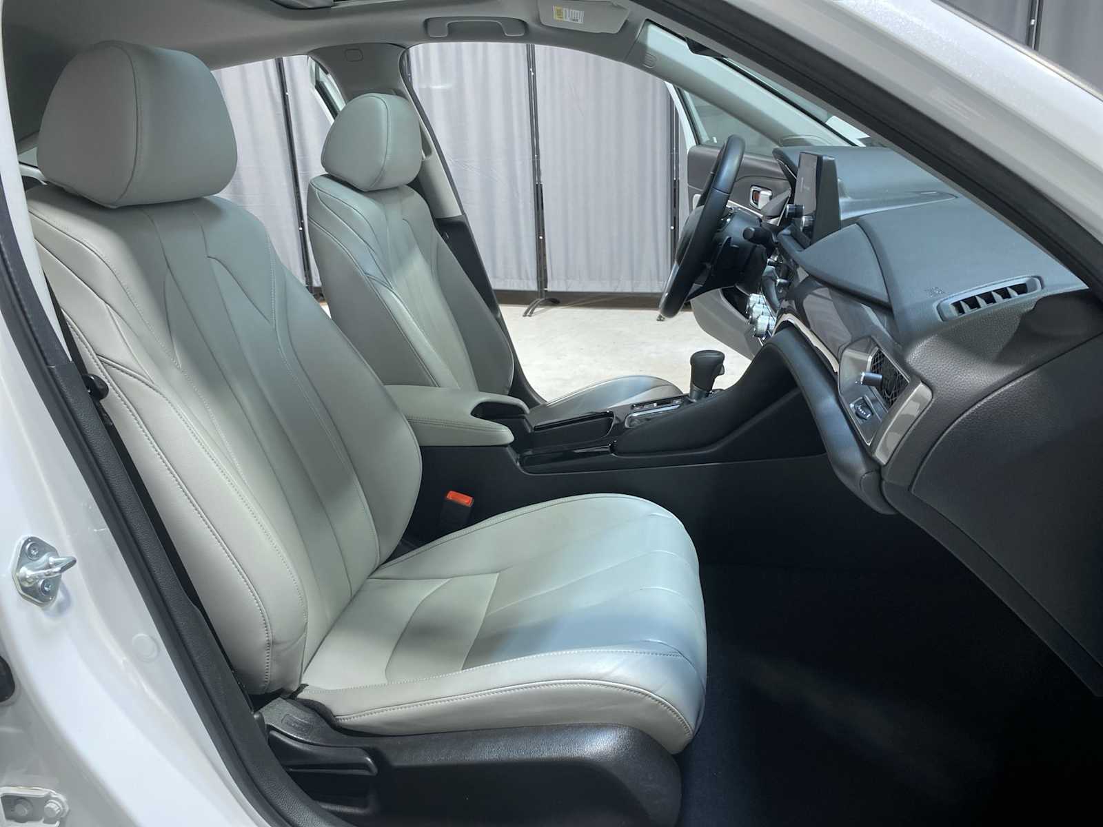 Thumbnail: 2023 Acura Integra - 14