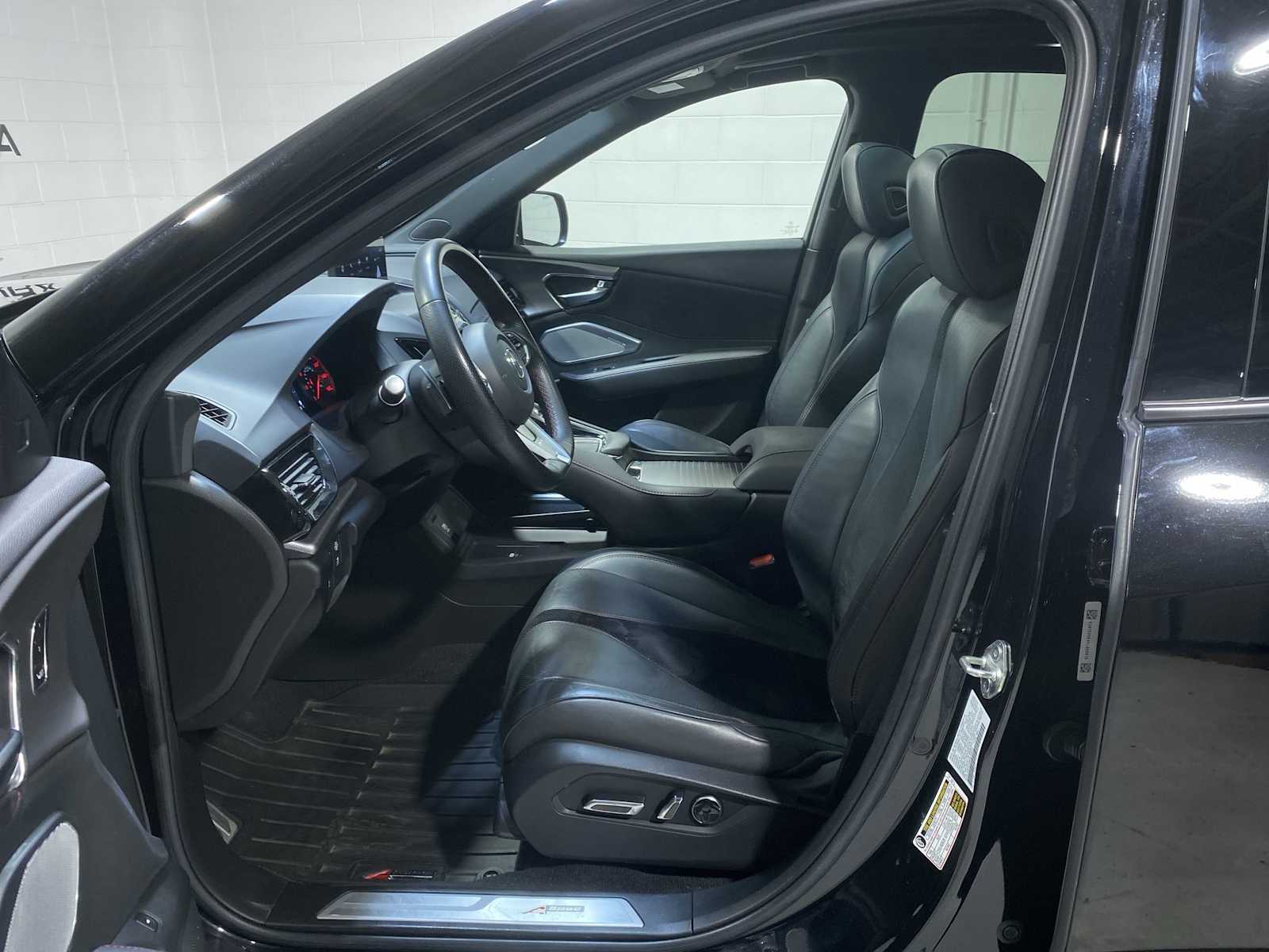 Thumbnail: 2023 Acura RDX - 2