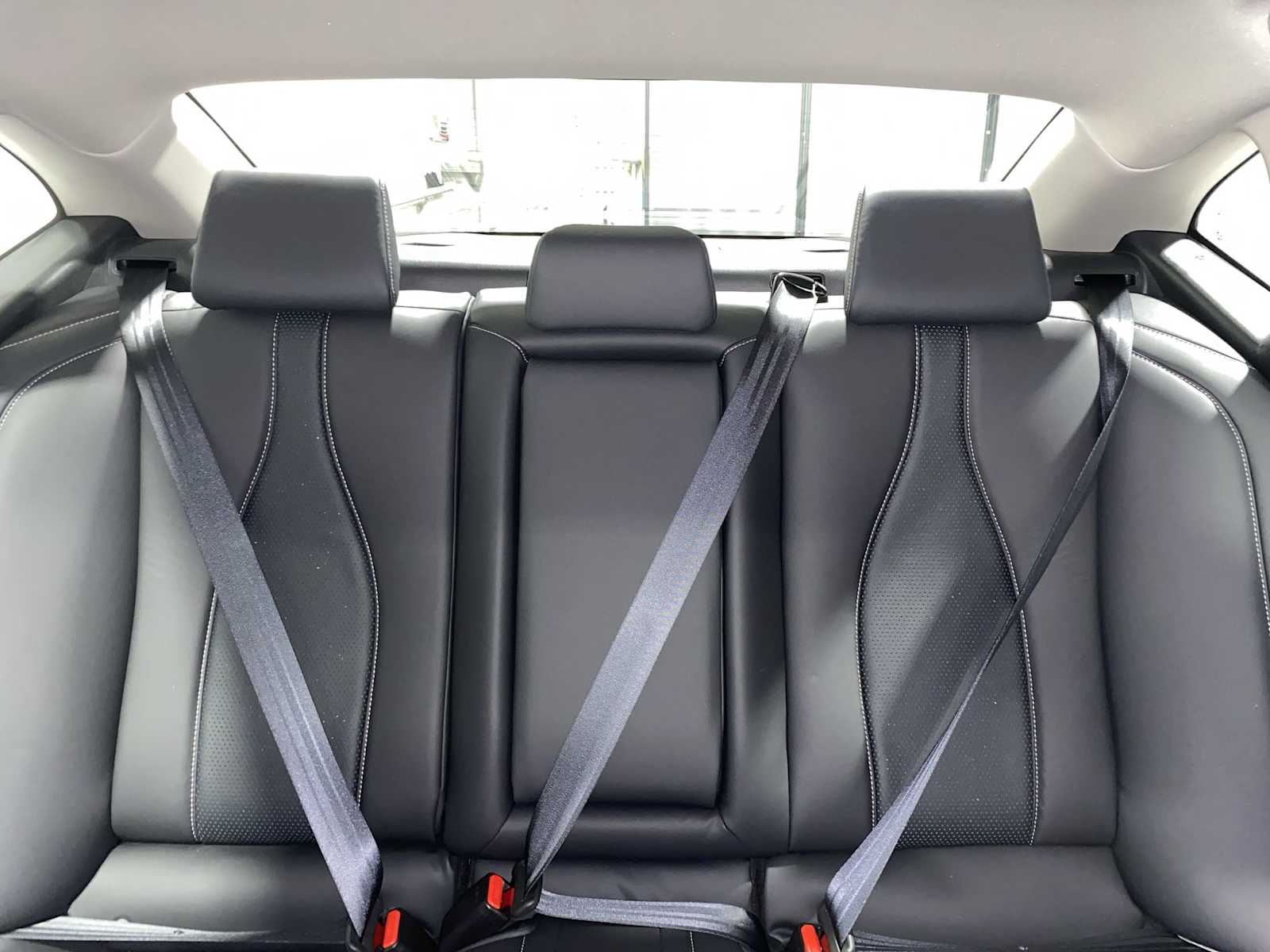 Thumbnail: 2025 Acura TLX - 22