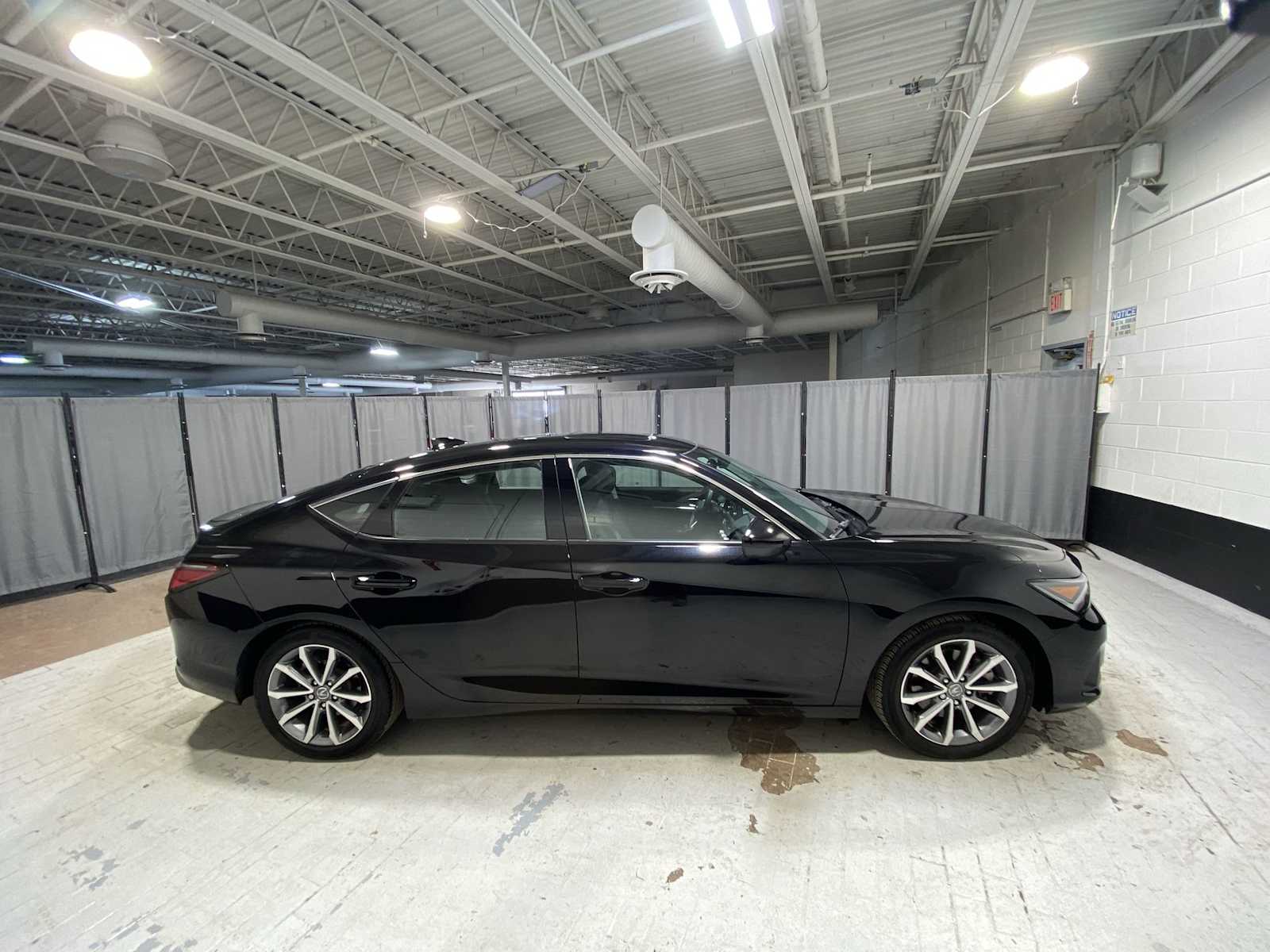 Thumbnail: 2023 Acura Integra - 27