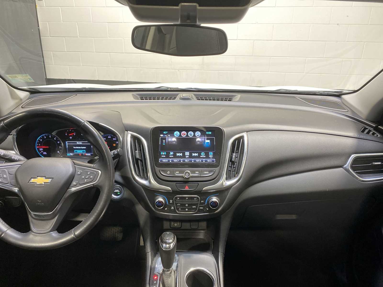 Thumbnail: 2018 Chevrolet Equinox - 10