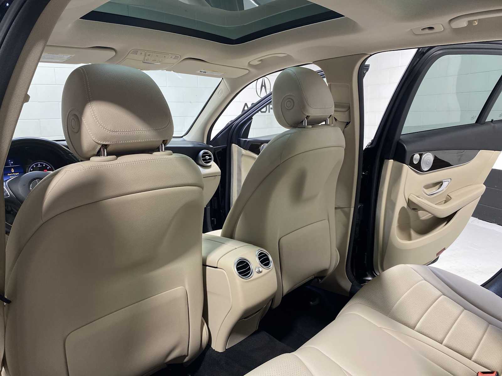 2016 Mercedes-Benz GLC 300 12