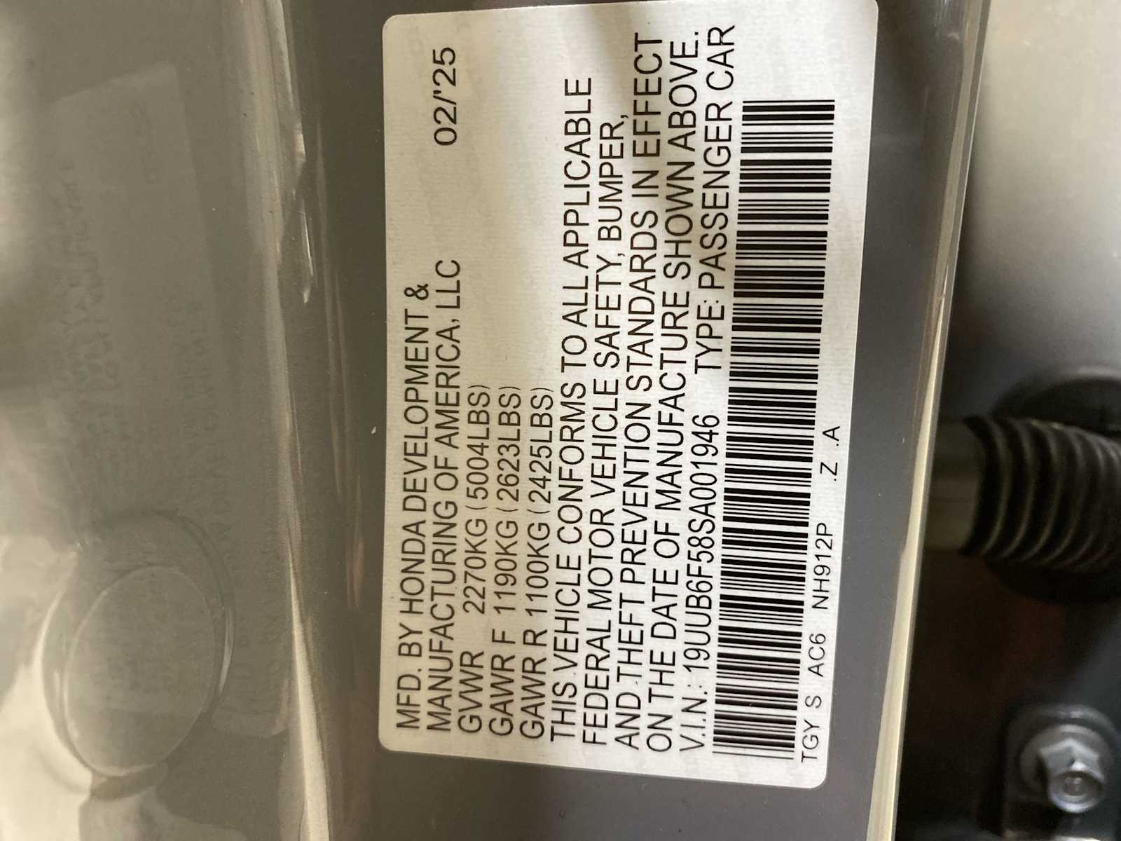 Thumbnail: 2025 Acura TLX - 21