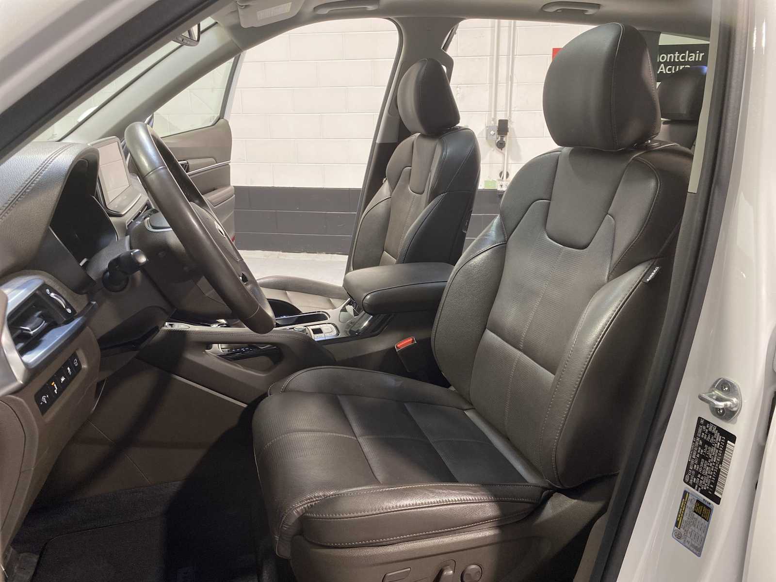 Thumbnail: 2020 Kia Telluride - 11