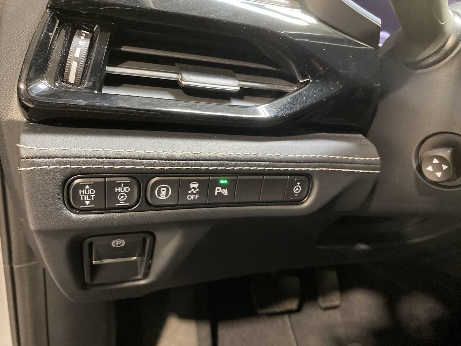 Thumbnail: 2023 Acura MDX - 24