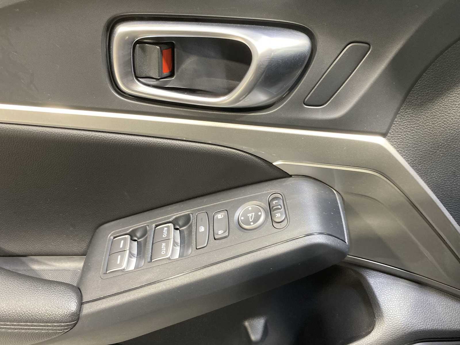 Thumbnail: 2024 Acura Integra - 23