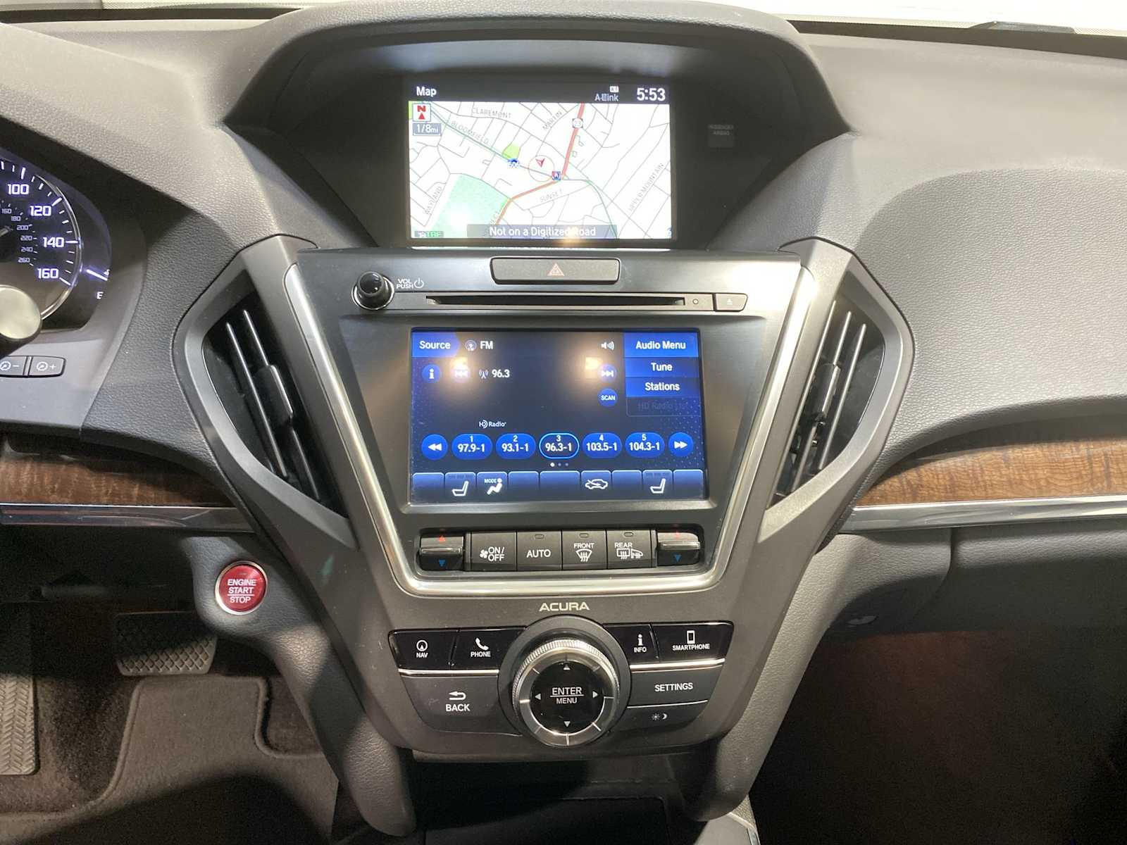 Thumbnail: 2018 Acura MDX - 16