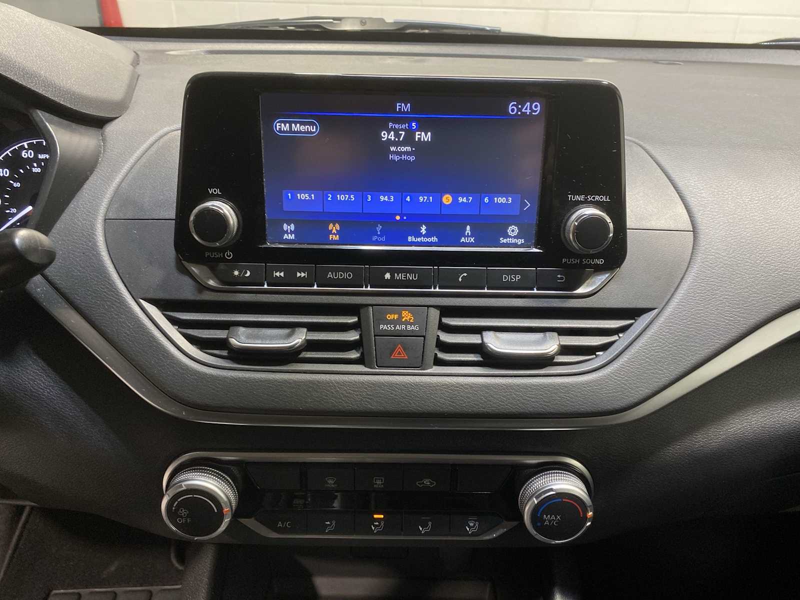 Thumbnail: 2021 Nissan Altima - 15