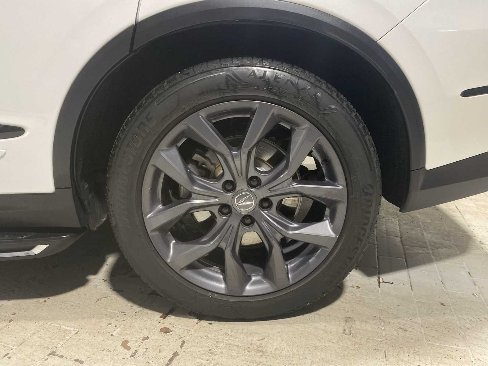 Thumbnail: 2023 Acura MDX - 8