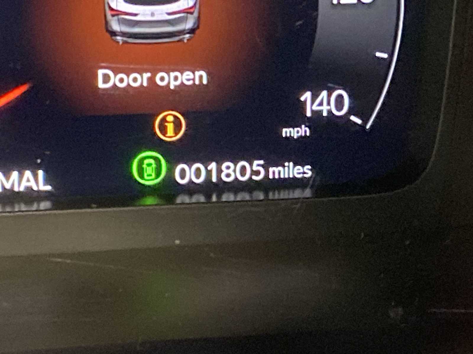 Thumbnail: 2025 Acura ADX - 18