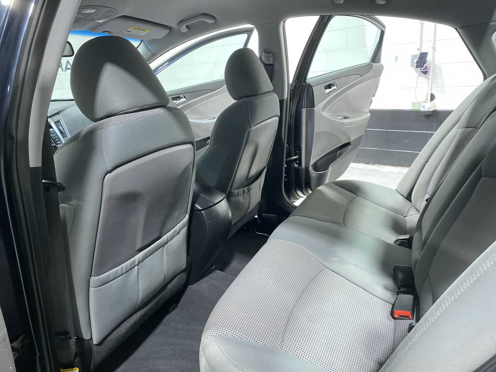 Thumbnail: 2013 Hyundai Sonata - 12