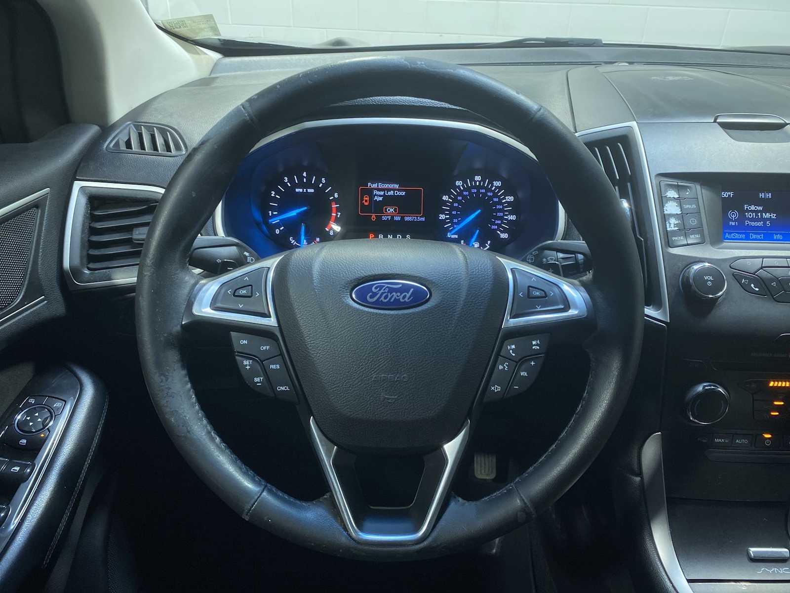 Thumbnail: 2015 Ford Edge - 15