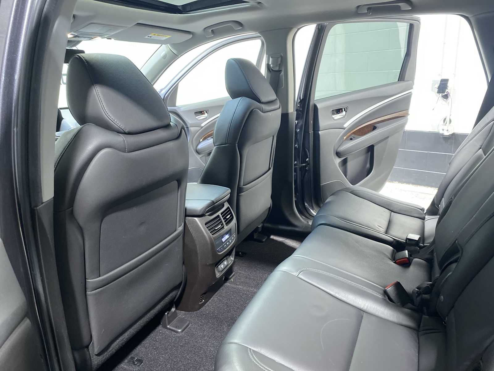 Thumbnail: 2019 Acura MDX - 12
