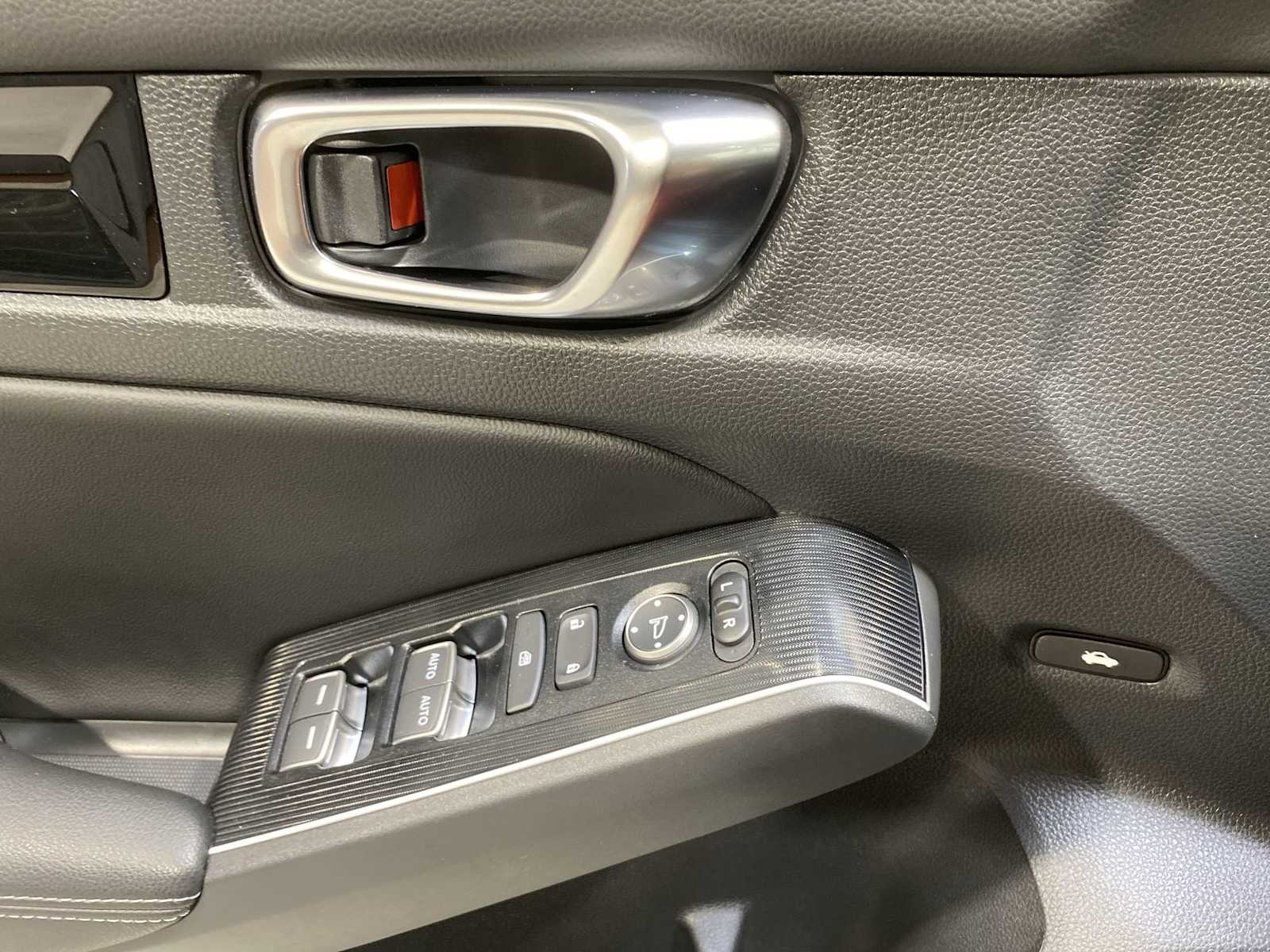 Thumbnail: 2025 Honda Civic - 23