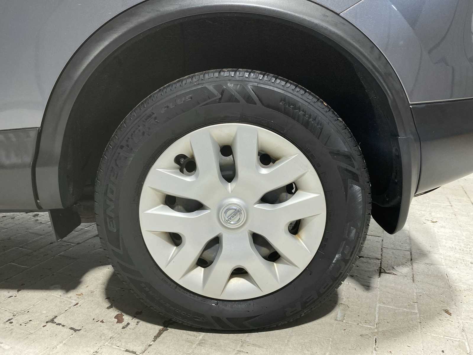 Thumbnail: 2019 Nissan Rogue Sport - 8