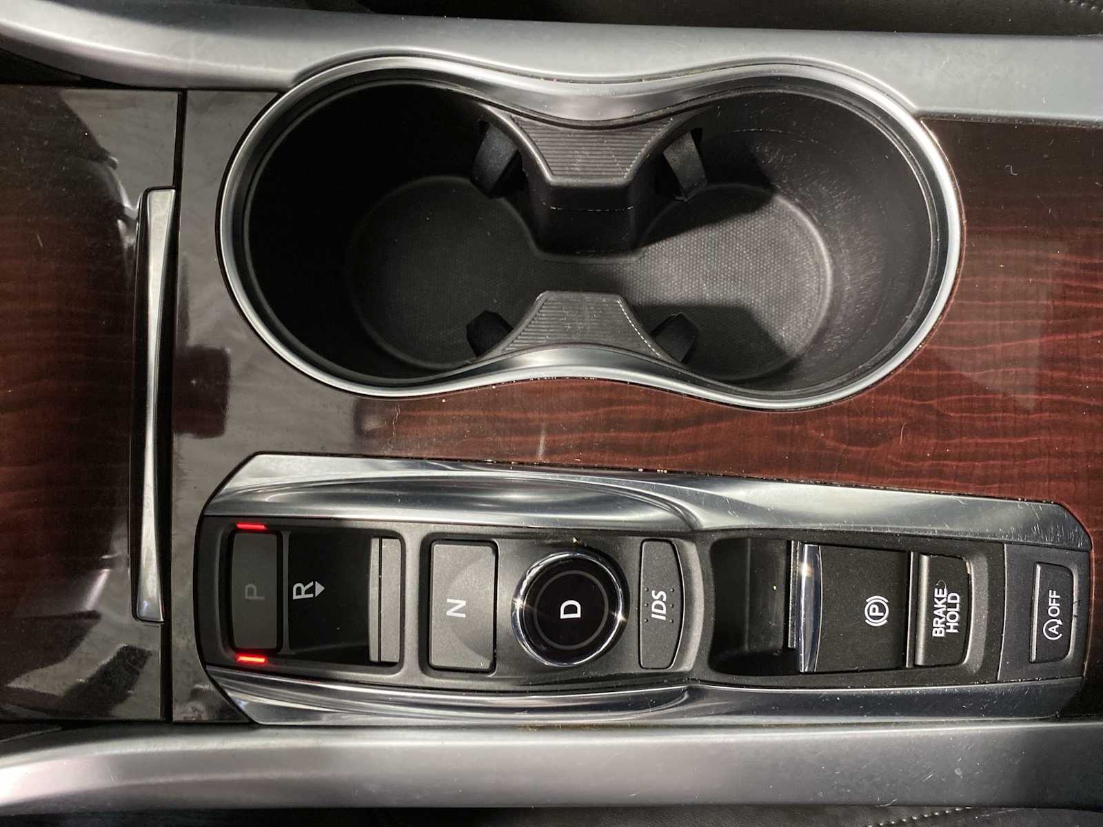 Thumbnail: 2015 Acura TLX - 17